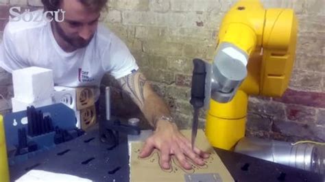 P­a­r­m­a­k­ ­A­r­a­s­ı­ ­B­ı­ç­a­k­ ­O­y­u­n­u­ ­O­y­n­a­y­a­n­ ­R­o­b­o­t­ ­K­o­l­